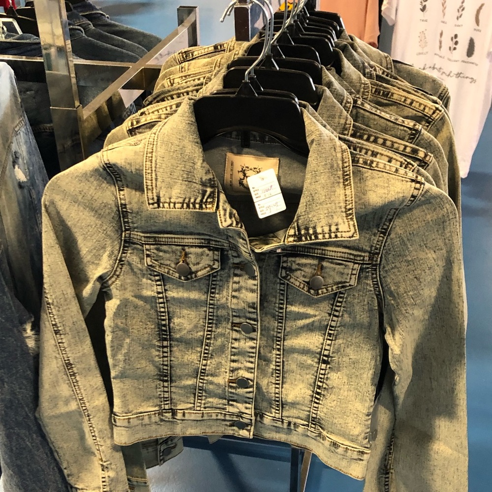 Jean jacket - Picture 5 of 5